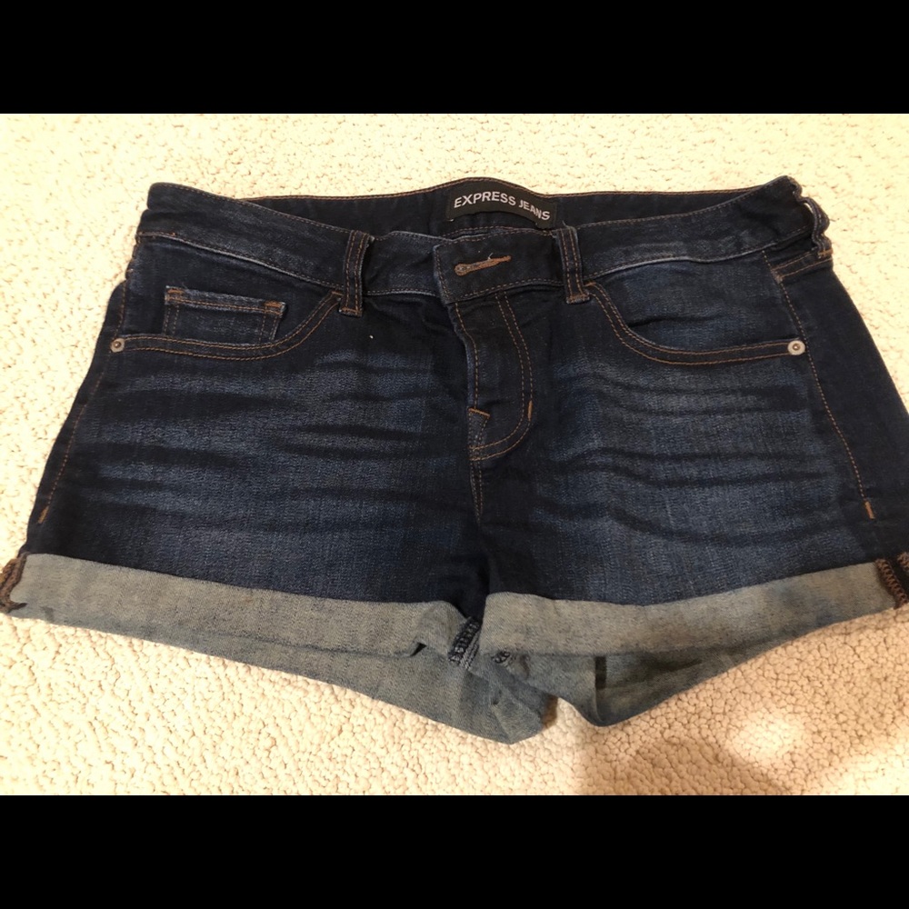 Express Jean short , size 8